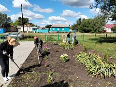 В селе Полоцком прошла акция «Мир, благородство»