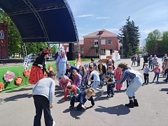 Юные самойловцы "побывали" на планете сказок