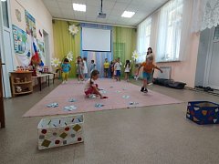 «Час веселых затей» прошел в «Ромашке»