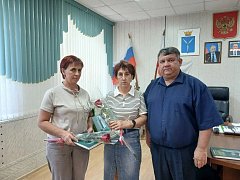 Глава Самойловского муниципального района М.А. Мельников провел встречу с членами семей погибших участников СВО