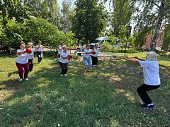 «Серебряные» волонтёры занимаются спортом