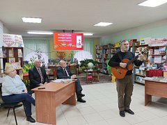 В районной библиотеке прошла встреча с саратовскими писателями