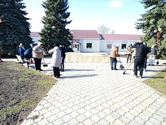В Самойловке прошел Всероссийский субботник