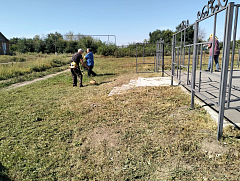 В селе Воронино прошел субботник 