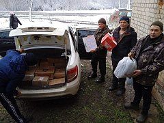 Жители Красавки продолжают сбор гуманитарной помощи