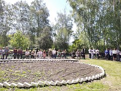Памяти героя в Садовом открыли мемориальную доску