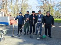 В Самойловке прошел Всероссийский субботник