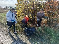 Улицы родного села стали чище