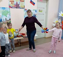 «От улыбки станет мир добрее»