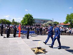 Сотрудники прокуратуры Самойловского района почтили память героев Великой Отечественной войны