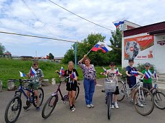 В Хрущевке в честь Дня России прошел велопробег
