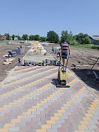 Проходят работы по обустройству нового общественного пространства