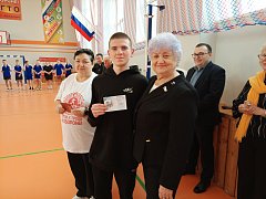 В Самойловке прошло районное первенство по волейболу среди школьников на призы Т.Г. Тупиковой