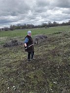 В с. Воронино прошел субботник на кладбище