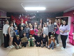 В Самойловском краеведческом музее прошла презентация выставки «Герои СВО»