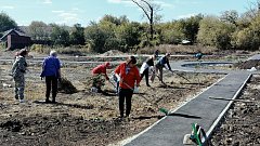 Только вместе мы сможем навести в селах порядок в Святославке прошел субботник