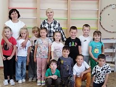 В «Знайке» поиграли в «Краски осени»