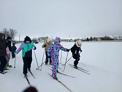 В Самойловке прошли лыжные гонки среди школьников