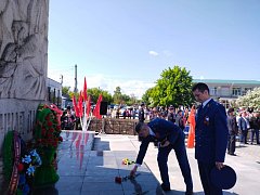 Сотрудники прокуратуры Самойловского района почтили память героев Великой Отечественной войны