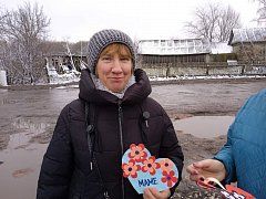 В Красавке жители села приняли участие в акции «Открытка для мамы»