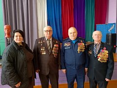 Участники ликвидации последствий аварии на ЧАЭС встретились со школьниками