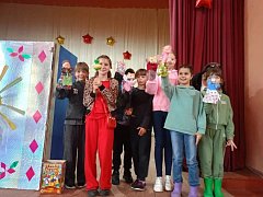 Участники кружка «Солнышко» подготовили кукольный спектакль 