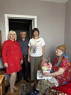 С глубоким уважением и почтением чествовали труженицу тыла