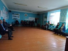 Прошла встреча главы Красавского МО с жителями с. Воронино