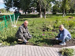 В селе Полоцком прошла акция «Мир, благородство»