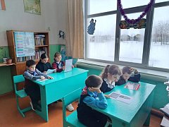 В преддверии зимних каникул школьникам рассказали об опасностях, которые таит тонкий лед