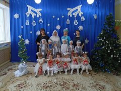 Чудеса случаются у новогодней ёлочки