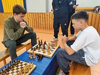 Шахматные баталии прошли в Самойловском районе
