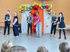 В Красавской школе прошел осенний бал