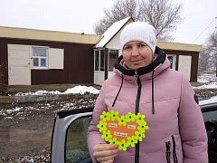 В Красавке жители села приняли участие в акции «Открытка для мамы»