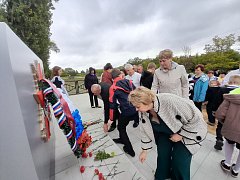 УВЕКОВЕЧИЛИ ПАМЯТЬ ГЕРОЕВ-ЗЕМЛЯКОВ