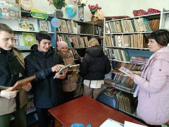 «Профессия в лицах»: профориентационный курс для школьников