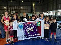 Юные борцы Самойловского района стали победителями в областном турнире