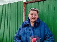 Депутаты городского Совета поздравили с 8 Марта матерей участников СВО
