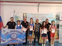 Самойловские борцы привезли медали победителя и призера с областного турнира по греко-римской борьбе
