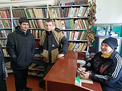 «Профессия в лицах»: профориентационный курс для школьников