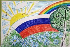 В СДК с. Низовки выставка детских рисунков «Мой флаг»