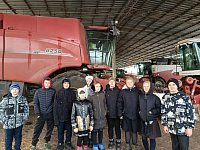 Полтавские школьники встретились с тружениками сельского хозяйства