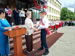 В добрый путь, выпускники!