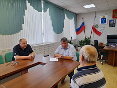 Глава района провел личный прием граждан