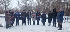 В Хрущевке жители возложили цветы и почтили память земляков, павших в боях 