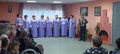 Ансамбль ветеранов "Любава" дал концерт в Доме престарелых