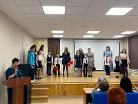 «Две звезды, одно сердце»: в Самойловской школе прошел праздничный конкурс ко Дню матери