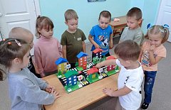 Дошкольники из «Березки» изучили Правила дорожного движения