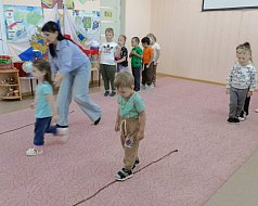 «Вместе весело играть!»: для дошкольников прошла игровая программа