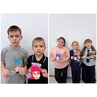 Новогодние «валенки» сделали юные «Креативщики»